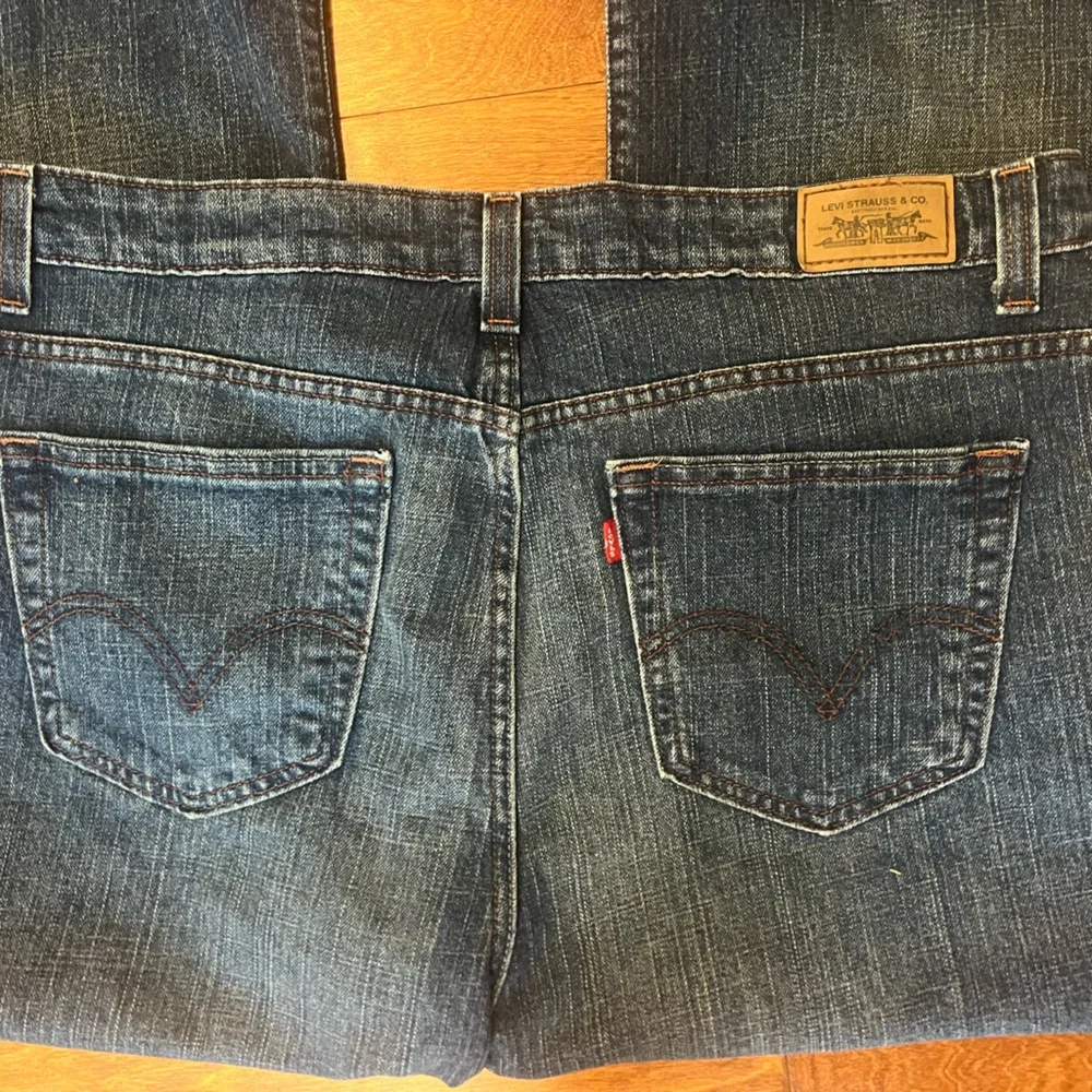 VintageLevi’s 515 Bootcut Jeans | Dark Wash Y2K Denim | Classic Levi’s | Sz 20‎ - Picture 9 of 9